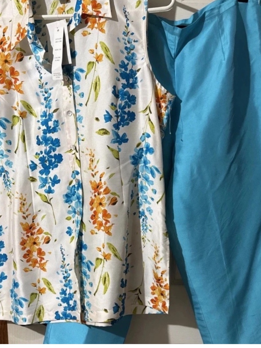 SONIA Womens XL 100% Silk Pant Set Sleveless Floral Top Boho Artsy Old Money Y2K
